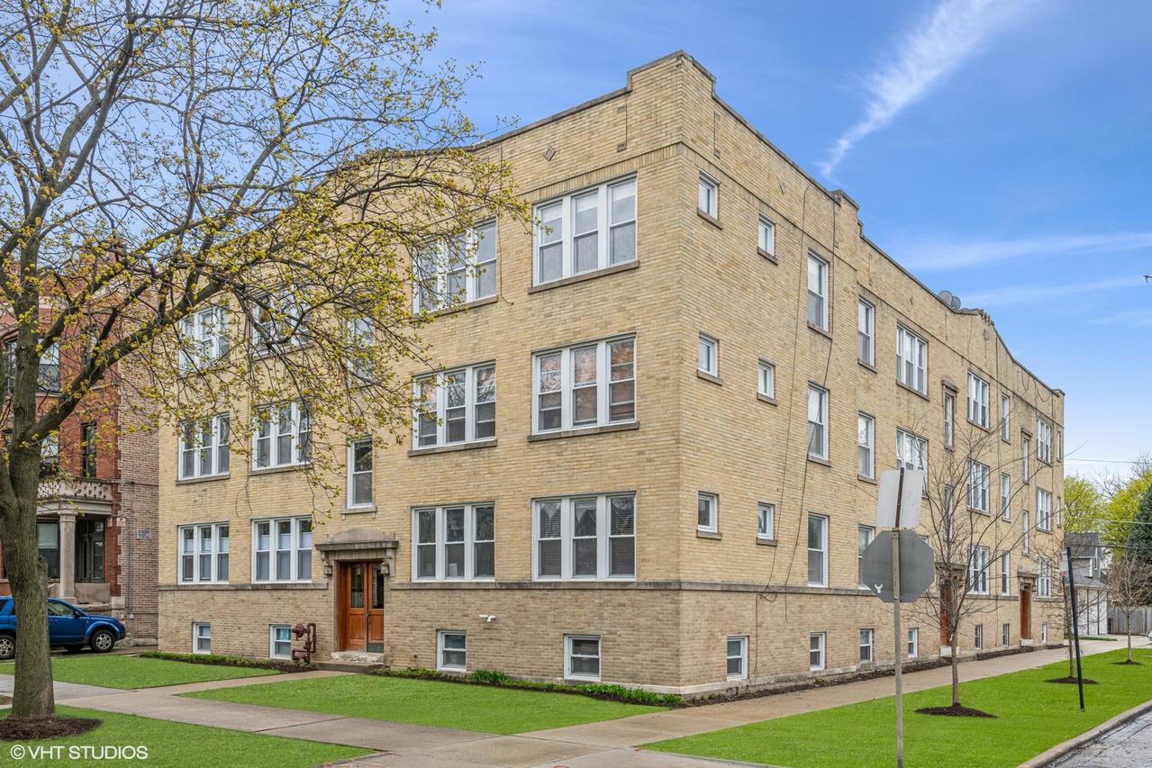 4456 N Kenneth Ave. #3, Chicago, IL 60630