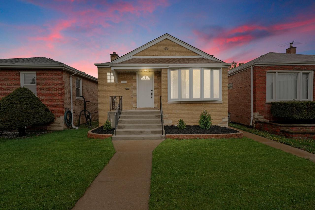 3654 W 68th St., Chicago, IL 60629