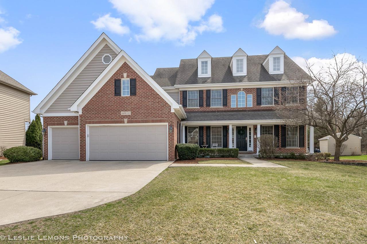 26W231 Arrow Glen Ct., Wheaton, IL 60189