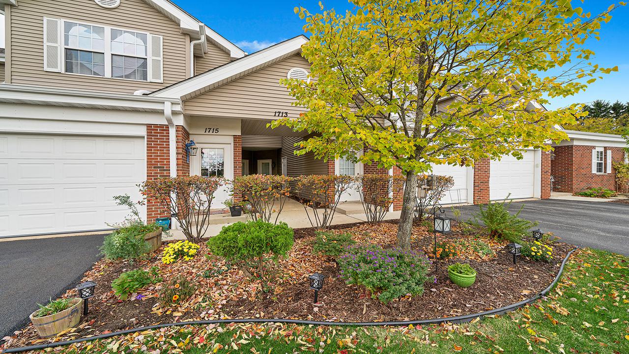 1713 White Oak Tr. #12-A, Cherry Valley, IL 61016