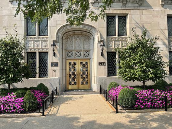 1242 N. Lake Shore Dr. #24, Chicago, IL 60610