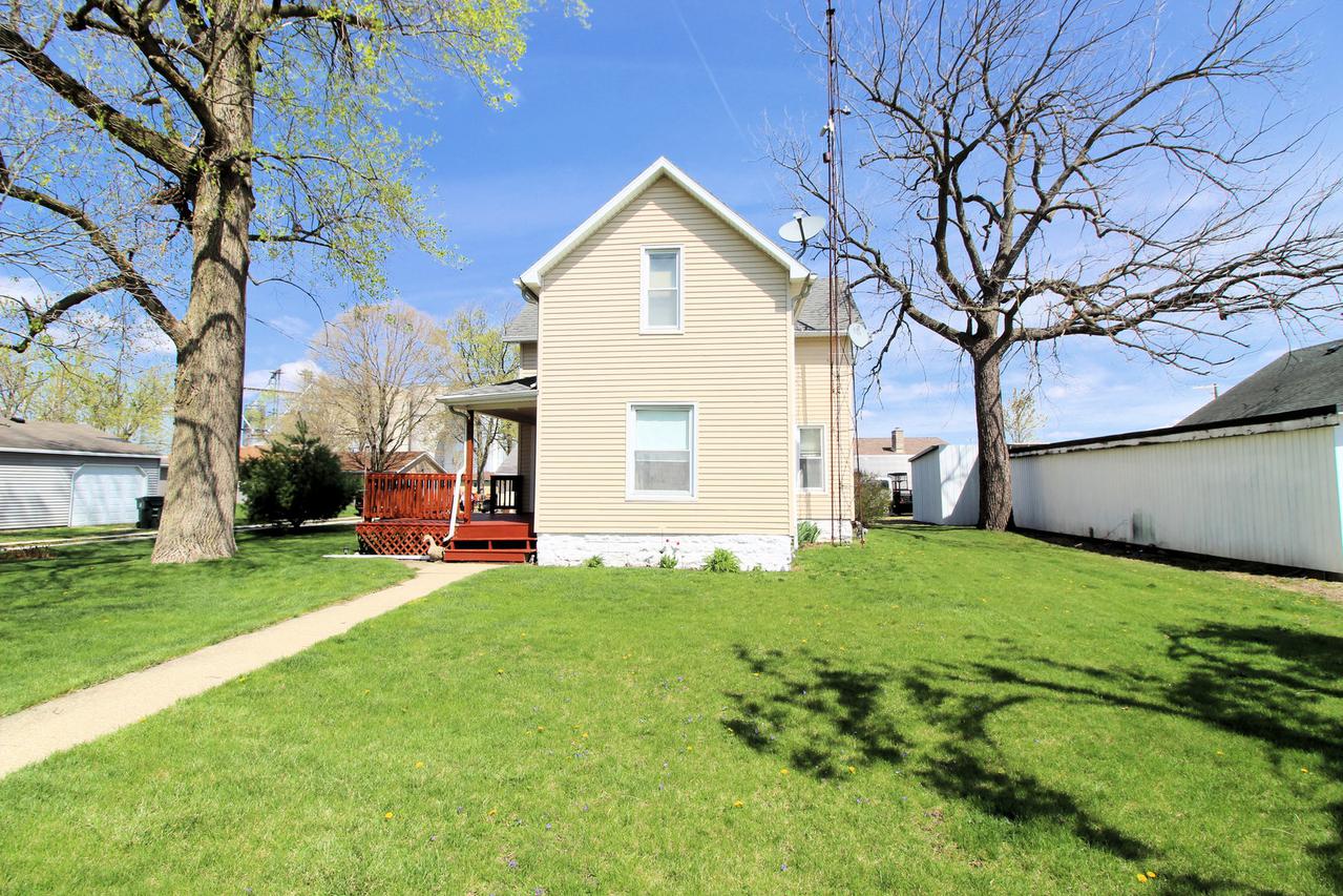 261 E Myrtle St., Herscher, IL 60941