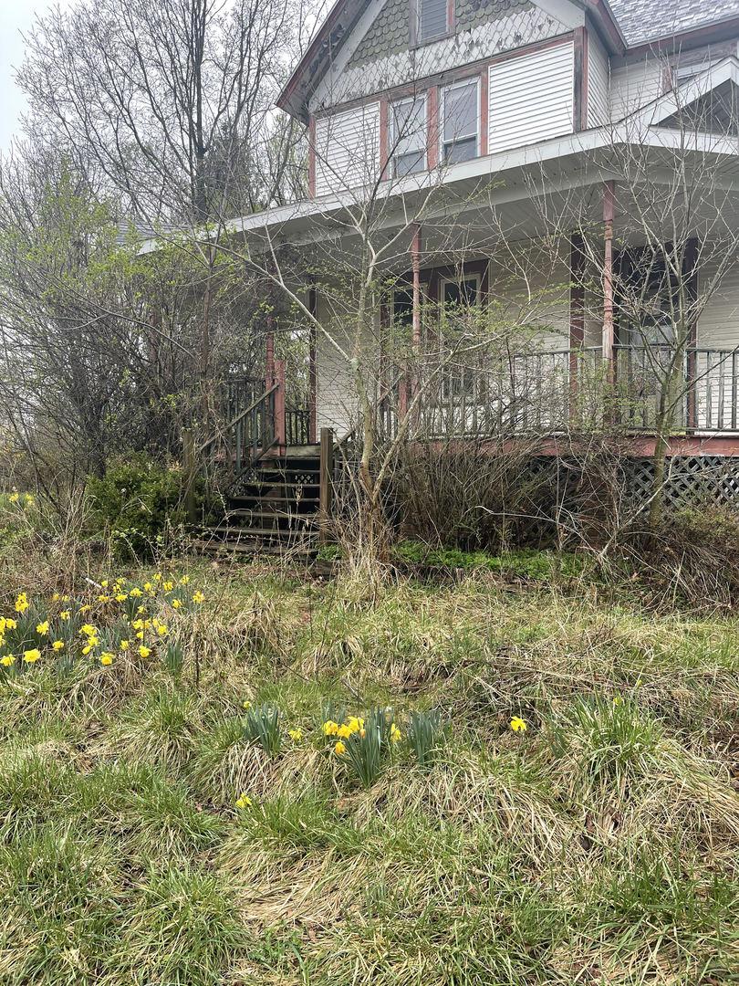 30655 N Dee Bee Rd., Farmington, IL 61531