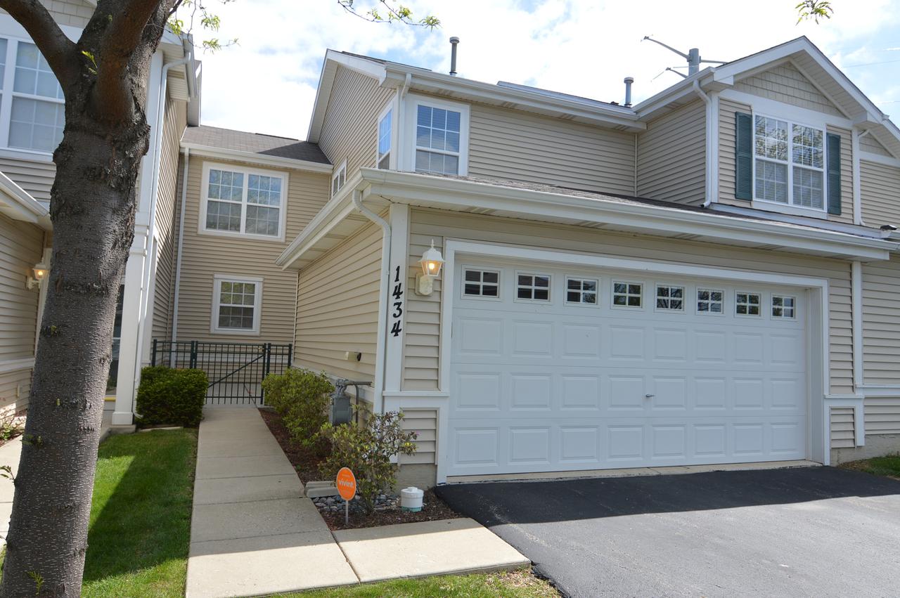 1434 W Remington Ln., Round Lake, IL 60073