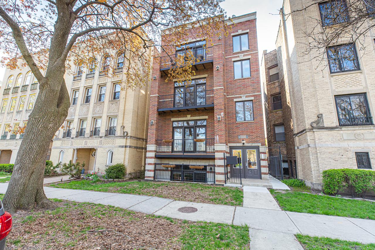 6044 N Washtenaw Ave. #2, Chicago, IL 60659