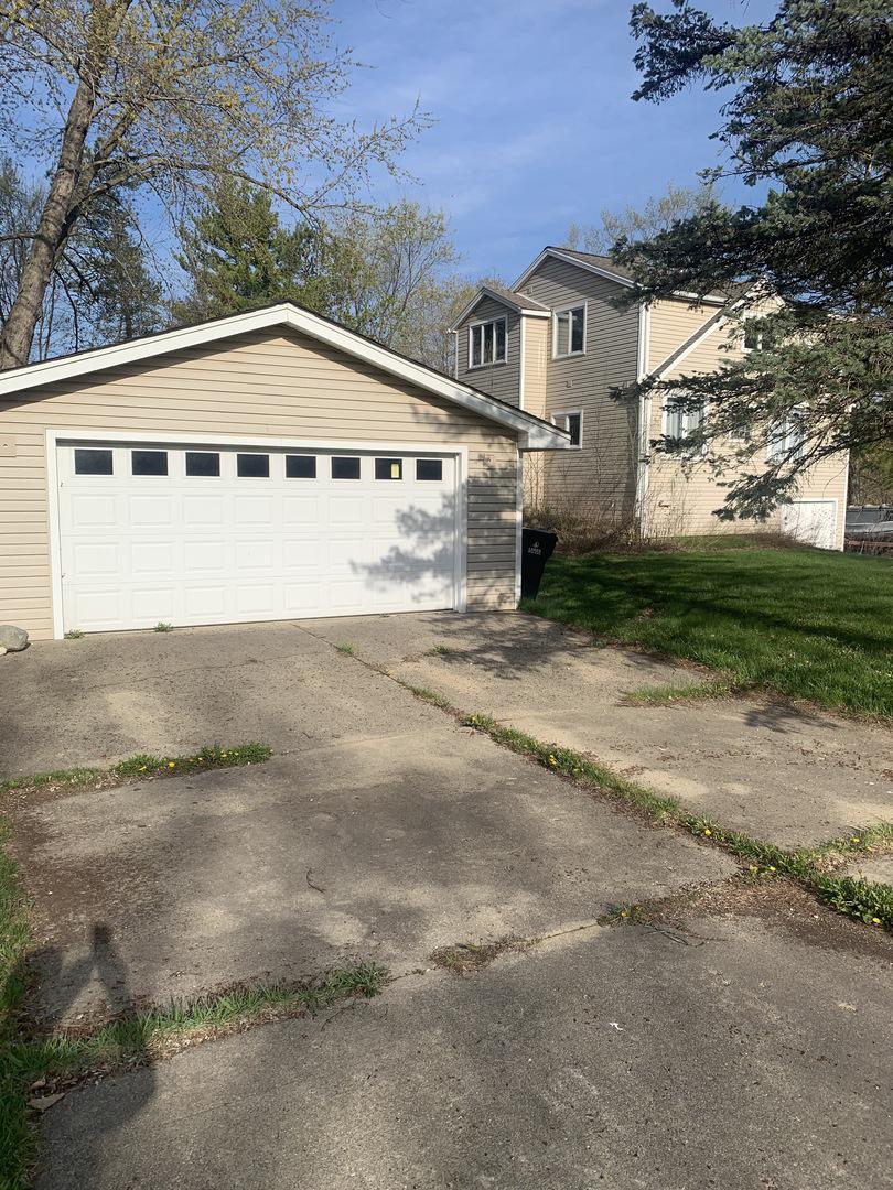 4807 Winnebago Dr., Wonder Lake, IL 60097
