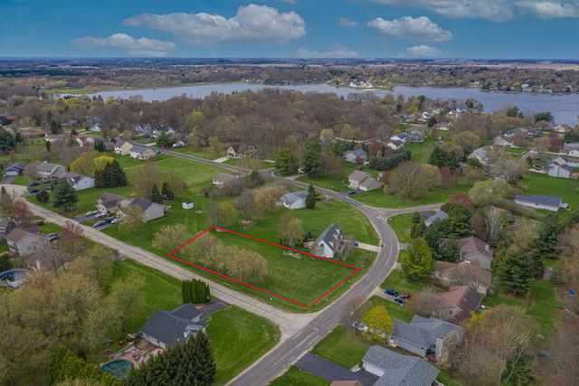 200 Lamplighter Loop, Poplar Grove, IL 61065