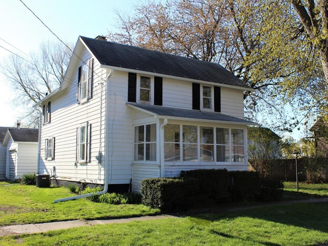 308 S Grape St., Morrison, IL 61270