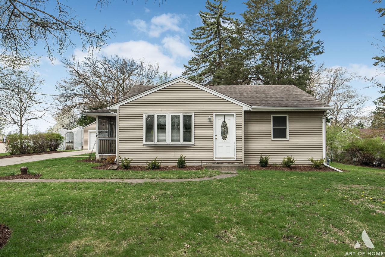 11500 Bell Rd., Lemont, IL 60439