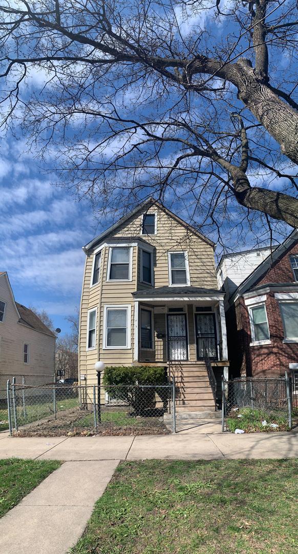 8128 S Escanaba Ave., Chicago, IL 60617