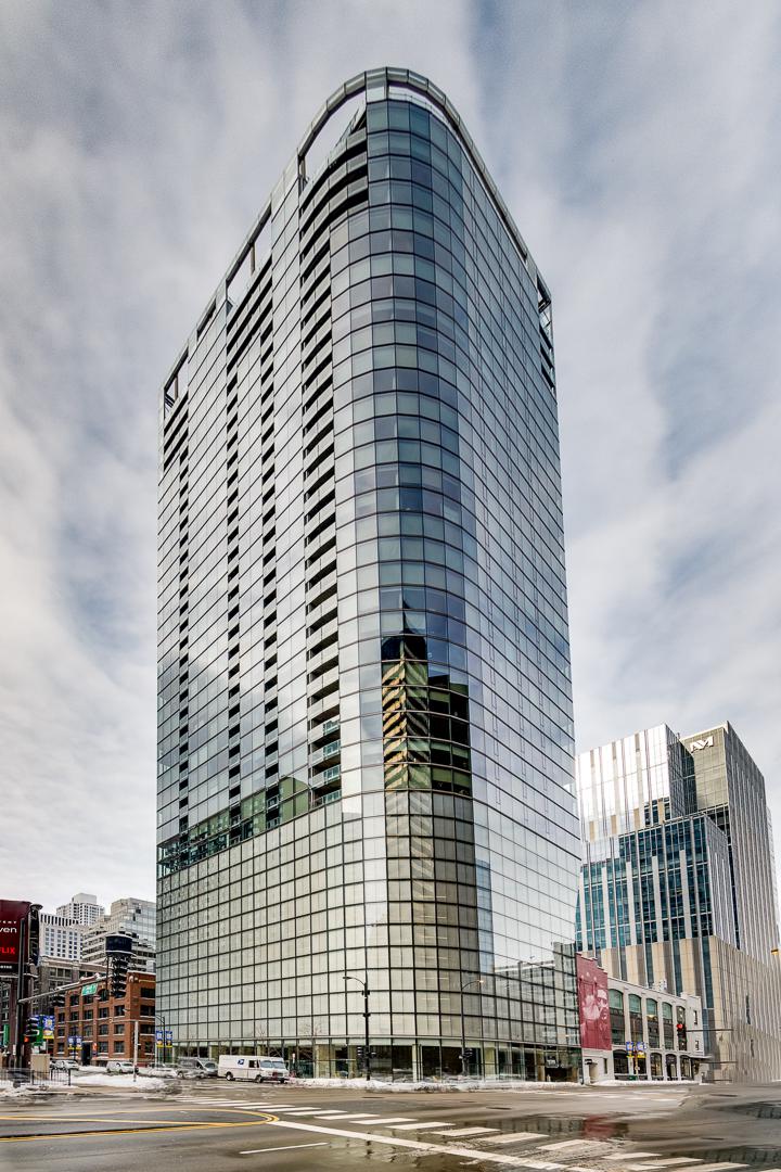 600 N Fairbanks Ct. #1707, Chicago, IL 60611