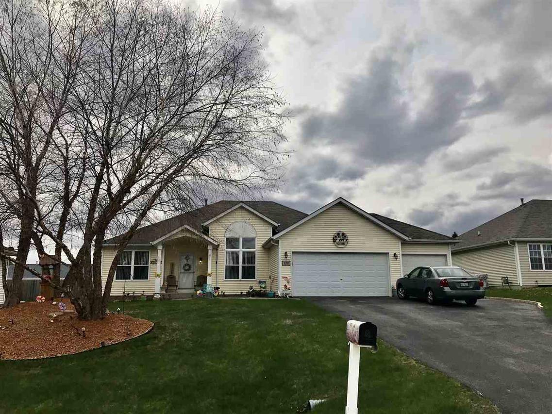11308 Lemon Grass Dr., Roscoe, IL 61073