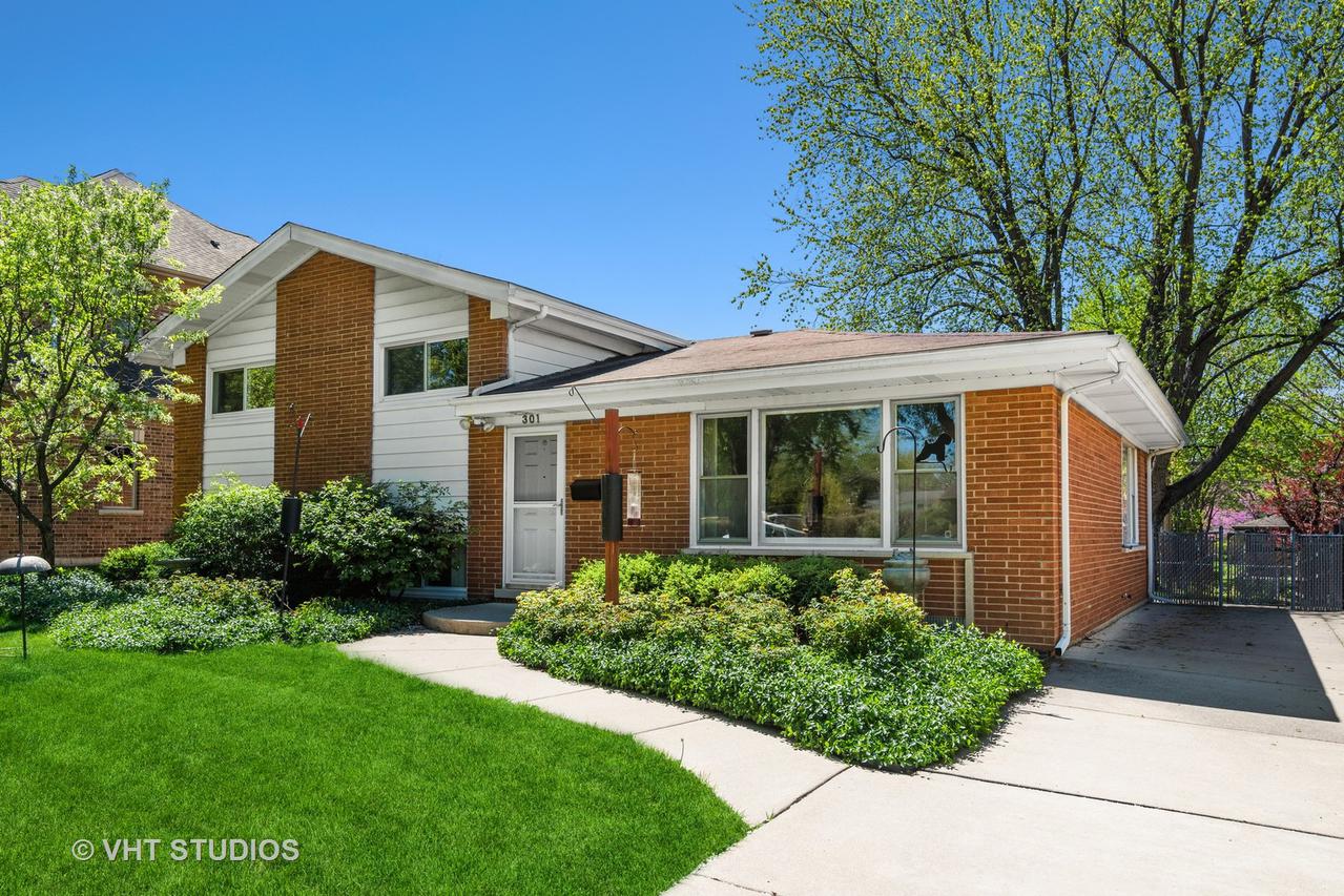301 Vista Dr., Wilmette, IL 60091