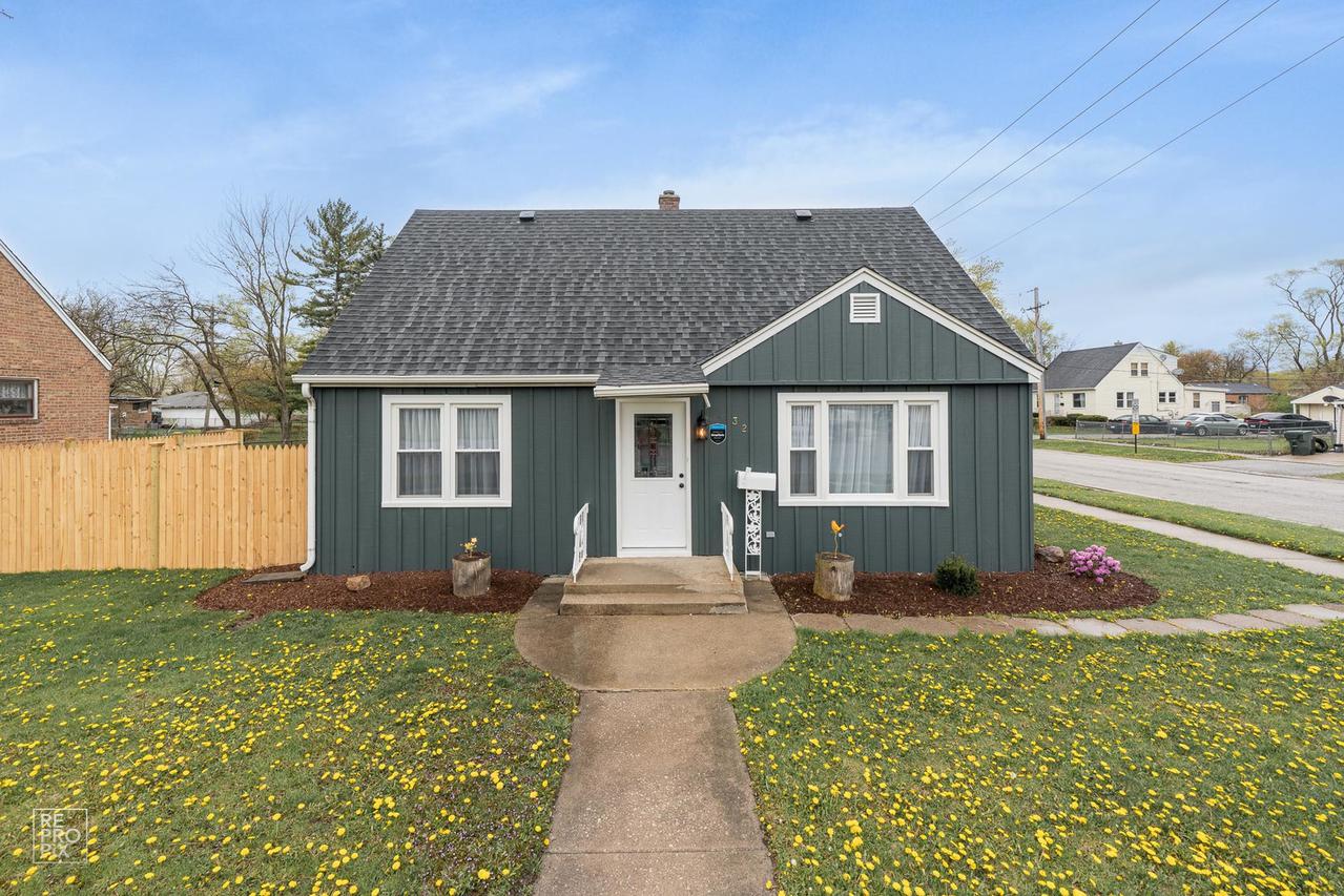 32 W Sibley Blvd., Dolton, IL 60419