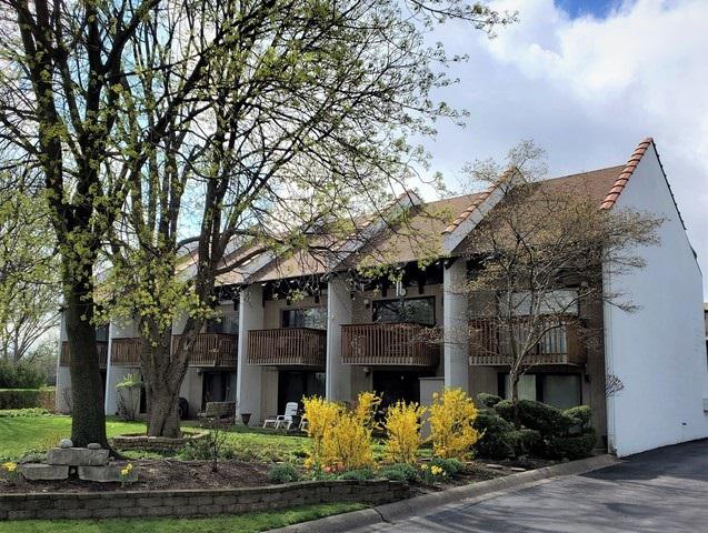 1745 Rand Road Rd. #4, Des Plaines, IL 60016