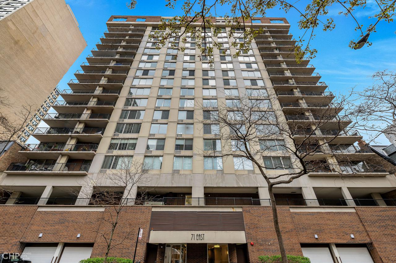 71 E Division St. #401, Chicago, IL 60610