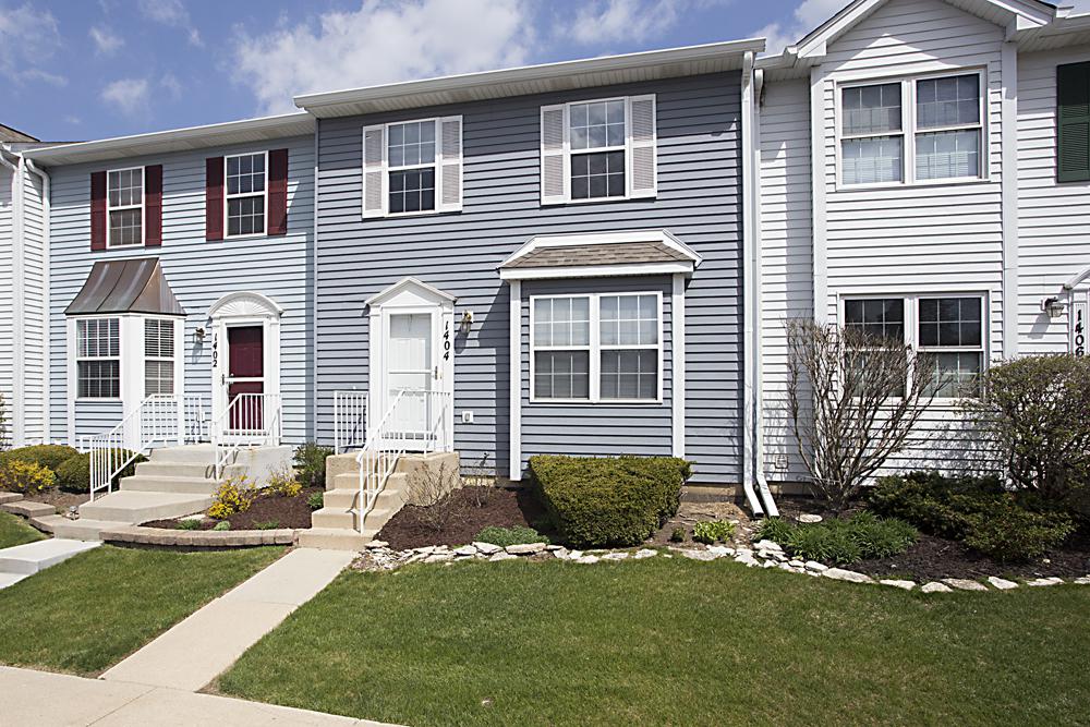 1404 Charleston Ct., Geneva, IL 60134