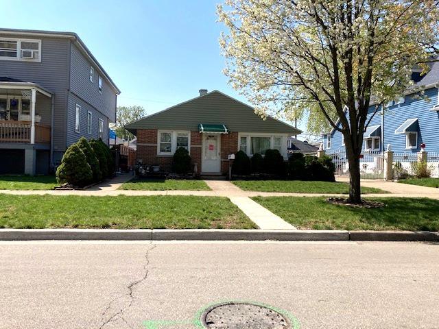 8129 44th St., Lyons, IL 60534