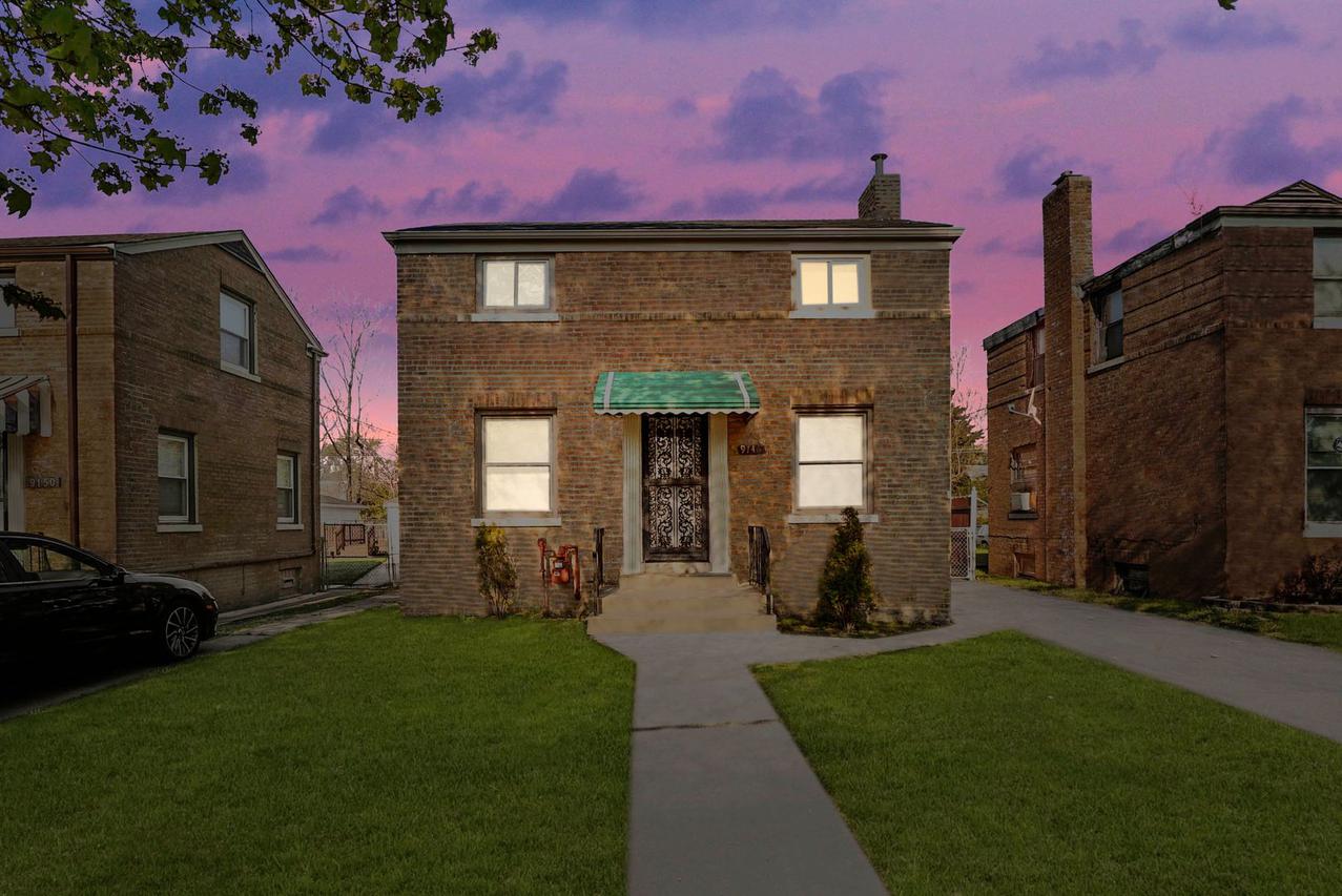 9146 S Perry Ave., Chicago, IL 60620