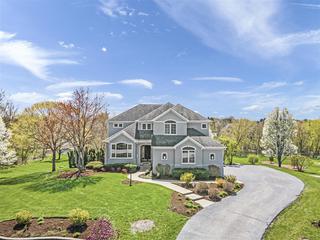 38W259 Stevens Glen Rd., St. Charles, IL 60175