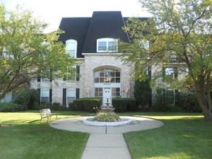 5400 Carriageway Dr. #214, Rolling Meadows, IL 60008