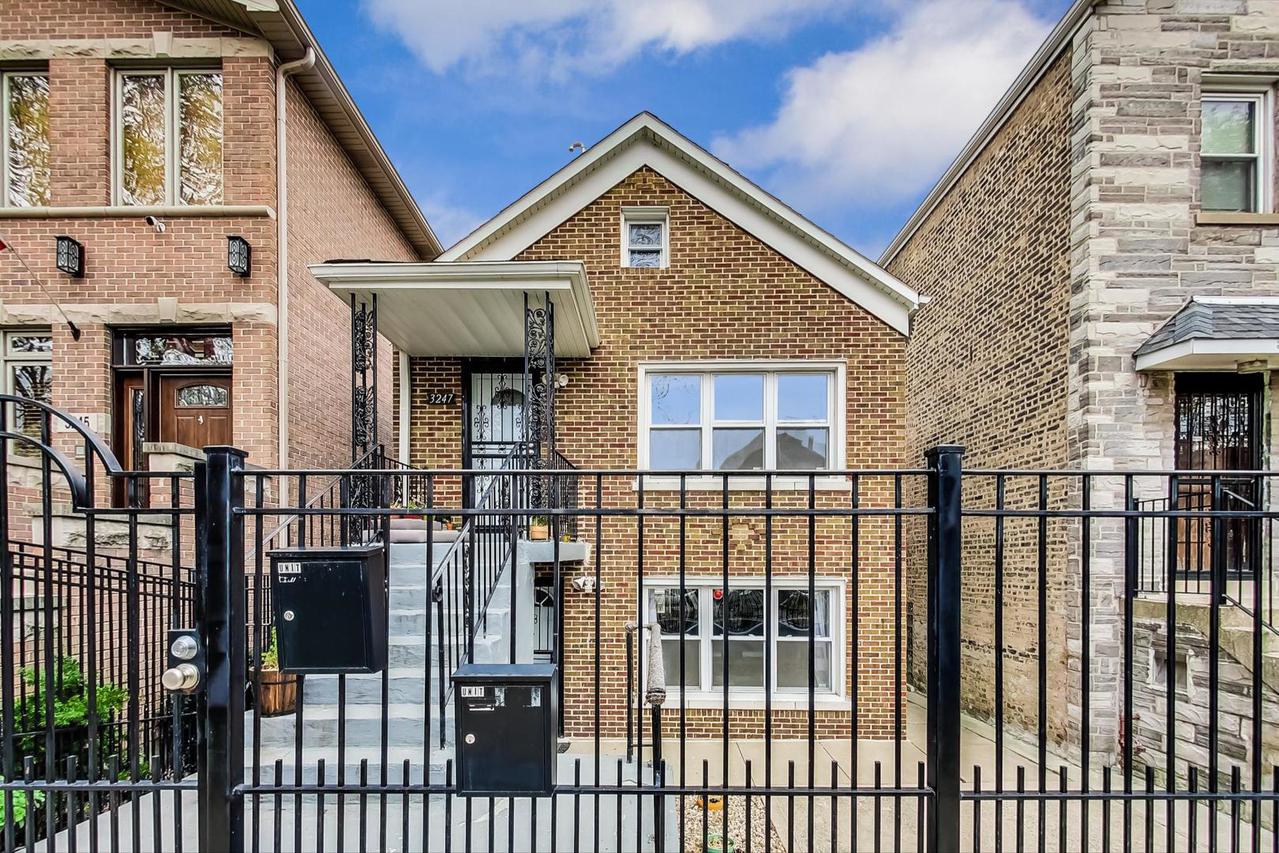 3247 S Aberdeen St., Chicago, IL 60608