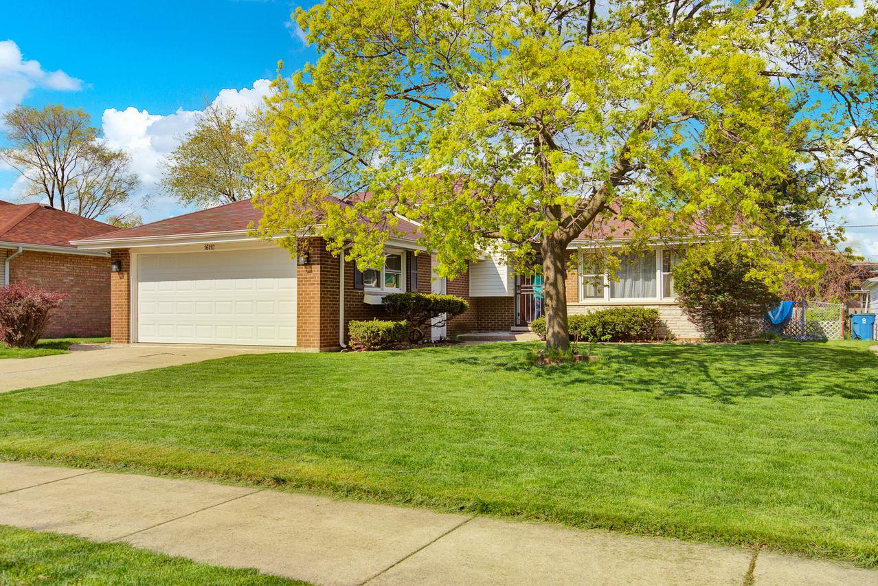 16112 Michigan Ave., South Holland, IL 60473
