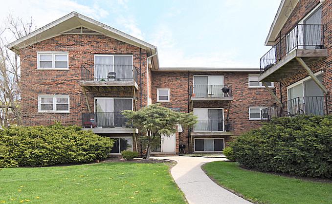 4545 Prescott Ave. #104, Lyons, IL 60534