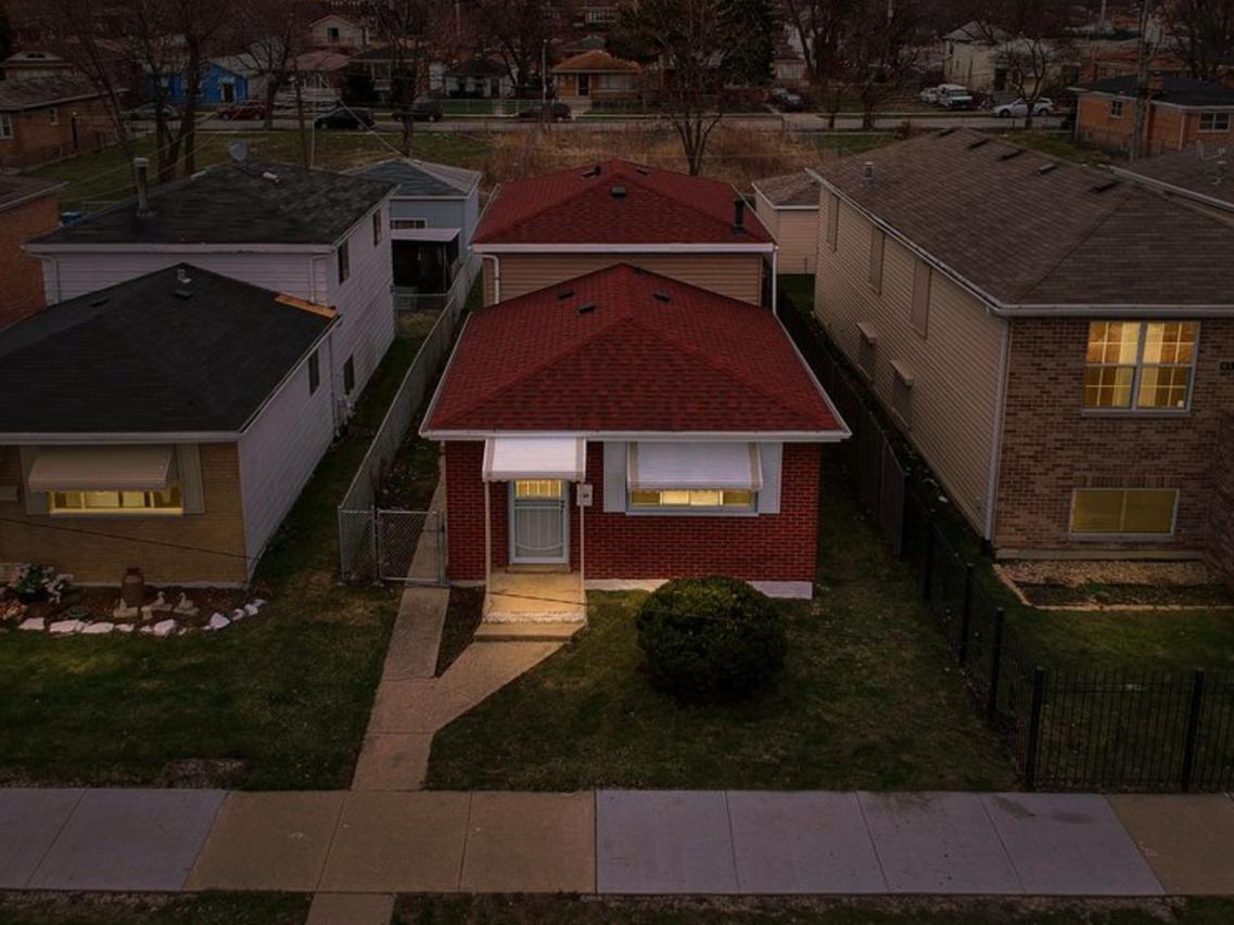 9329 S La Salle St., Chicago, IL 60620