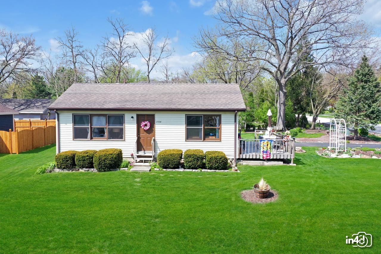 2504 59th St., Downers Grove, IL 60516