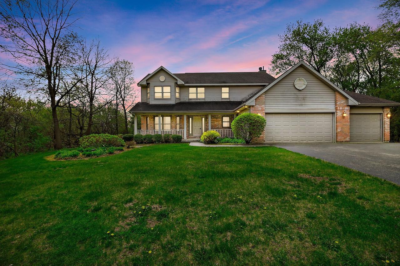 1105 Superior Ave., Spring Grove, IL 60081