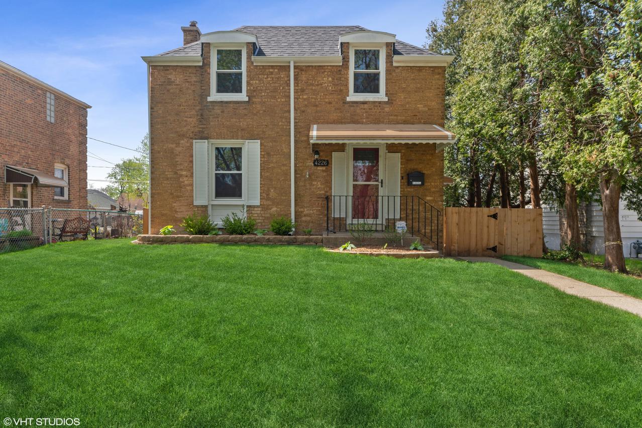4226 Anna Ave., Lyons, IL 60534