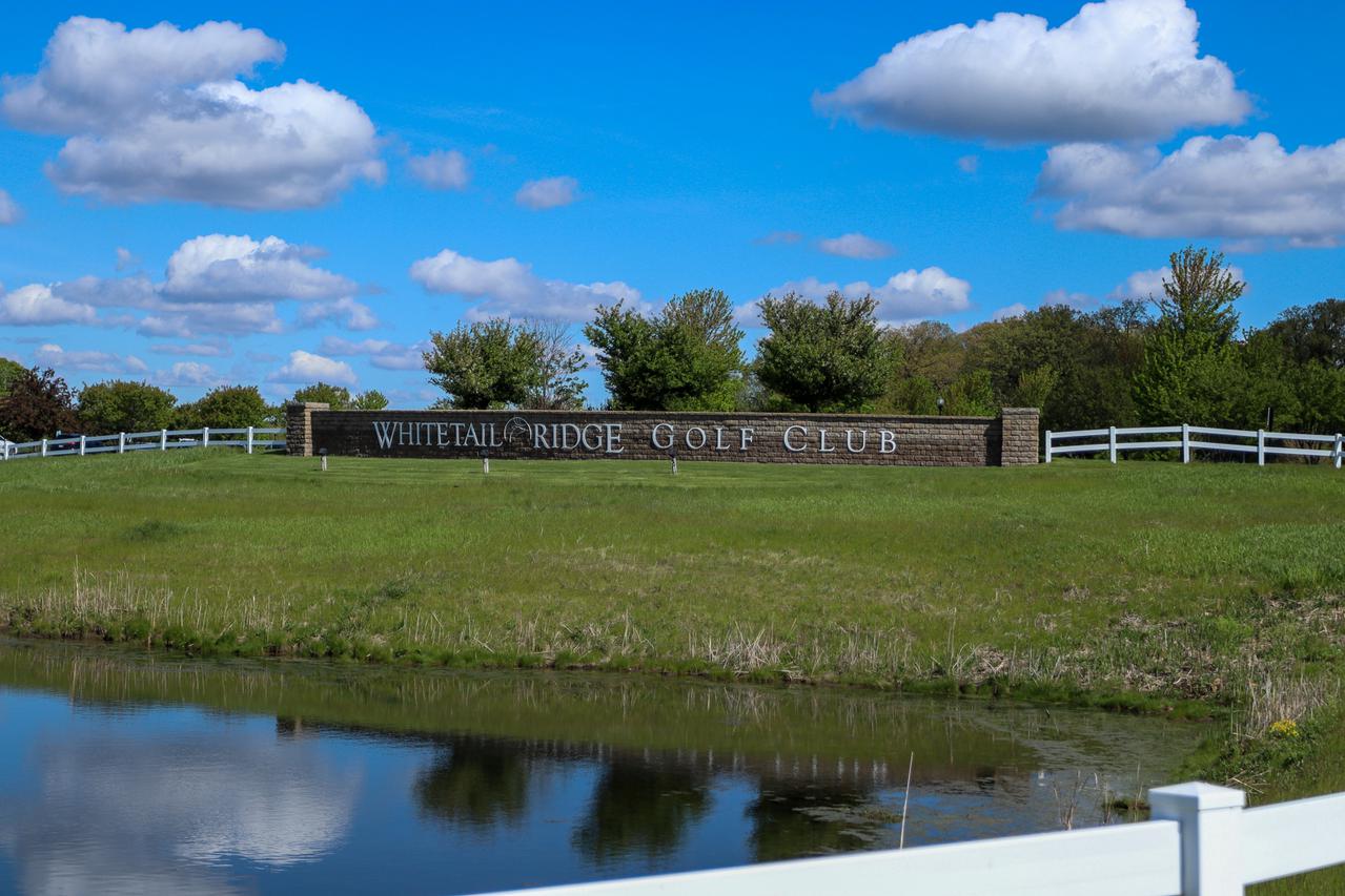 5645 Waters Edge Ct., Yorkville, IL 60560