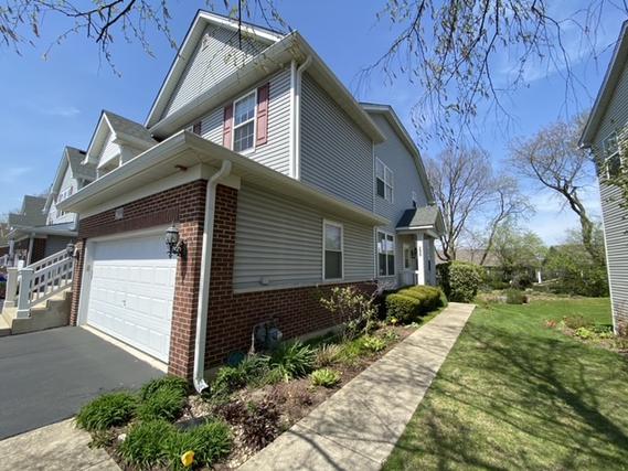299 Ridge Rd., North Aurora, IL 60542