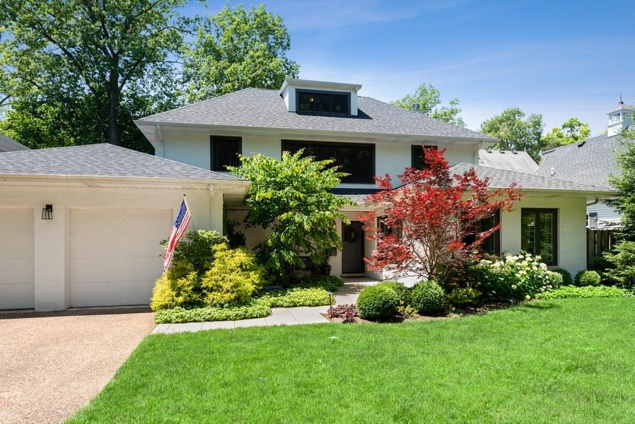 743 8th St., Wilmette, IL 60091