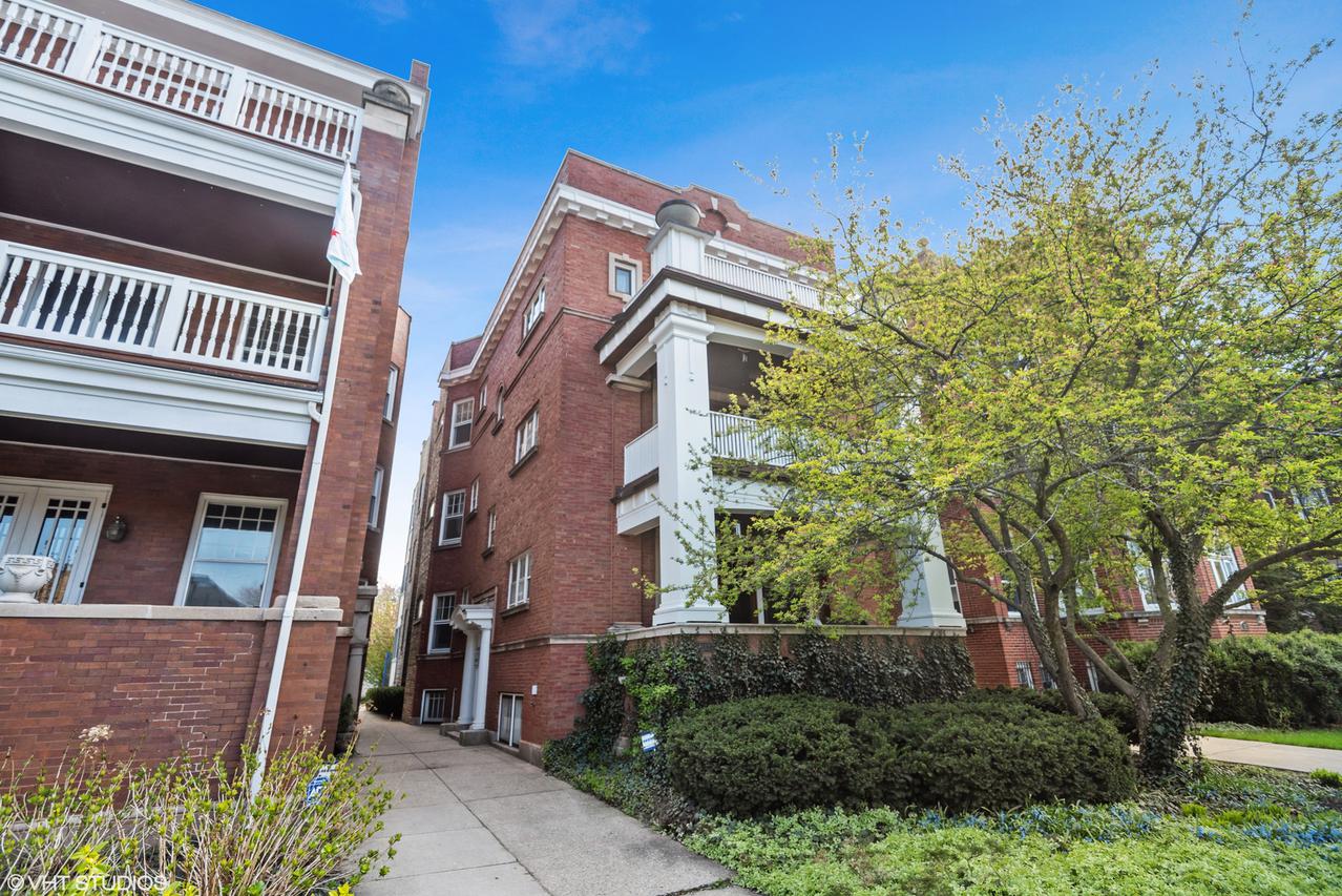1119 W North Shore Ave., Chicago, IL 60626
