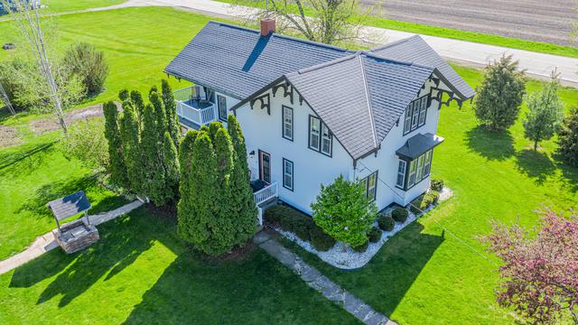 306 Central St., Dover, IL 61323
