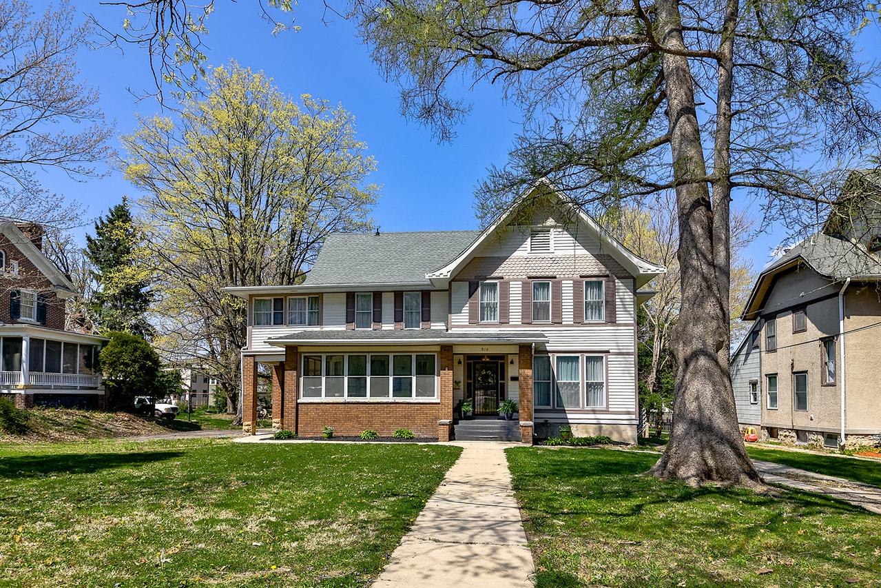 916 W Stephenson St., Freeport, IL 61032