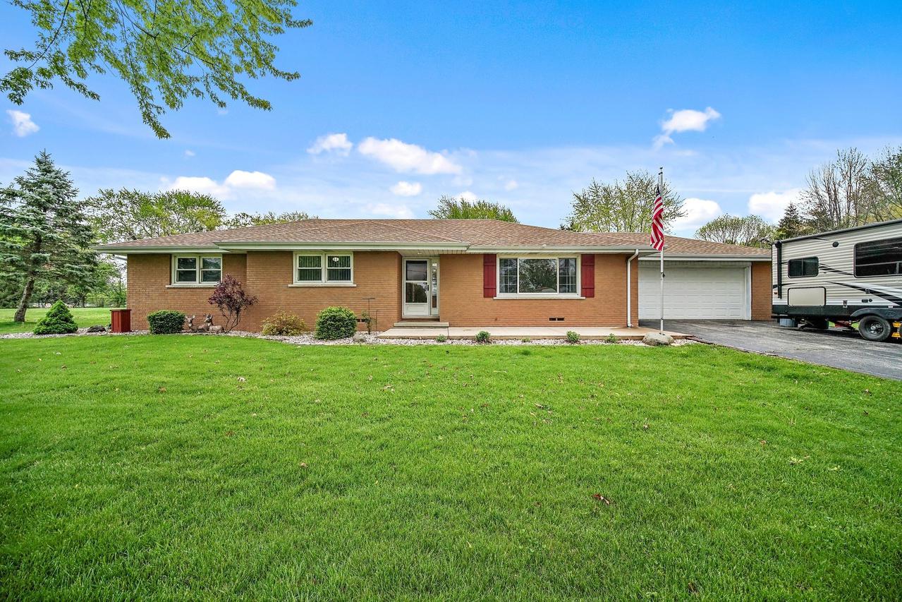 3243 N Glenn Rd., Bourbonnais, IL 60914