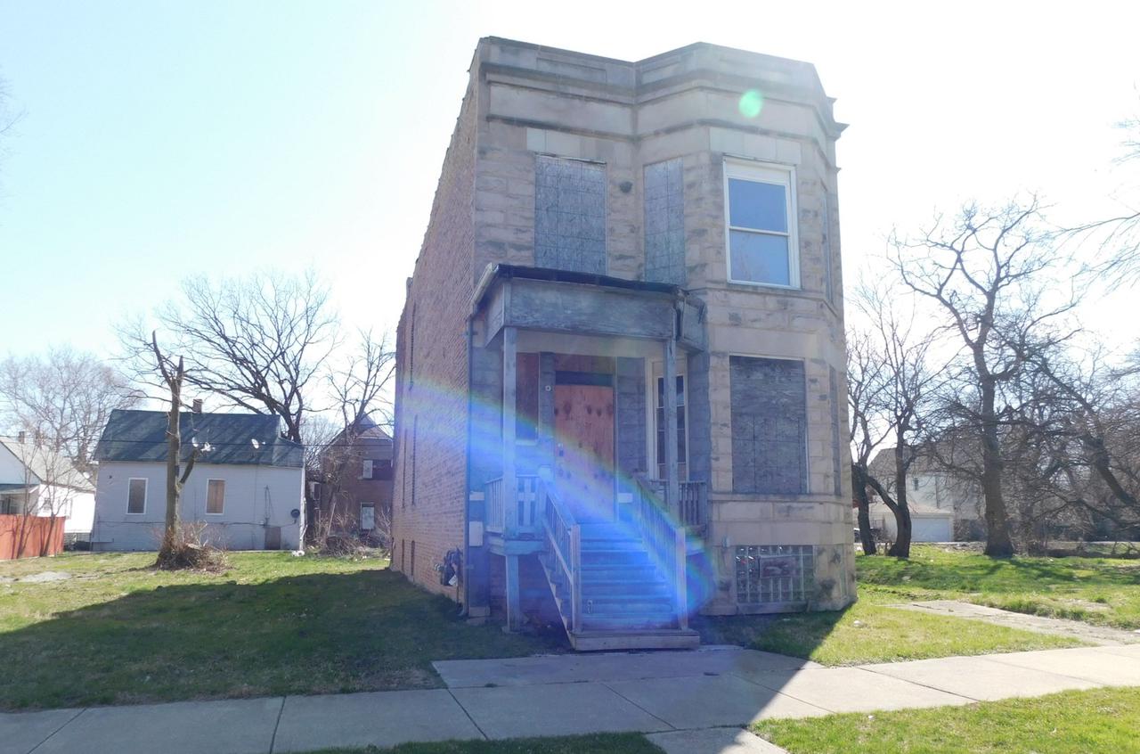 5725 S May St., Chicago, IL 60621