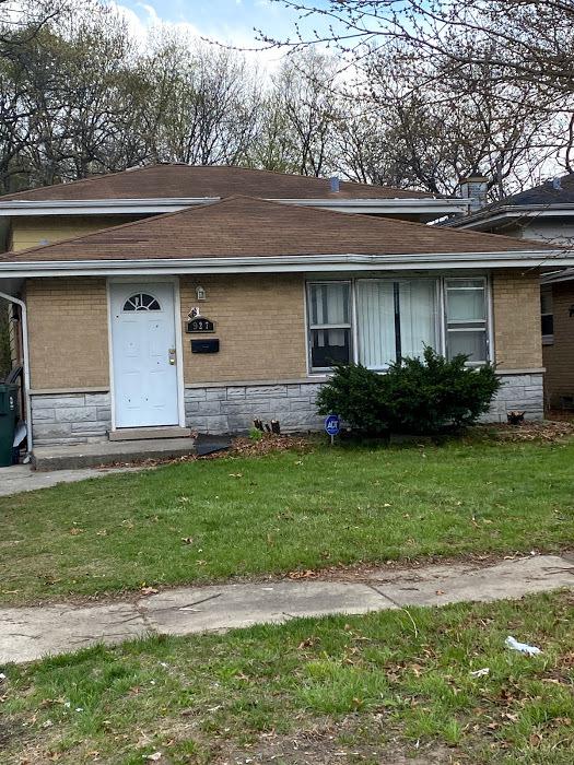 927 E 148th St., Dolton, IL 60419