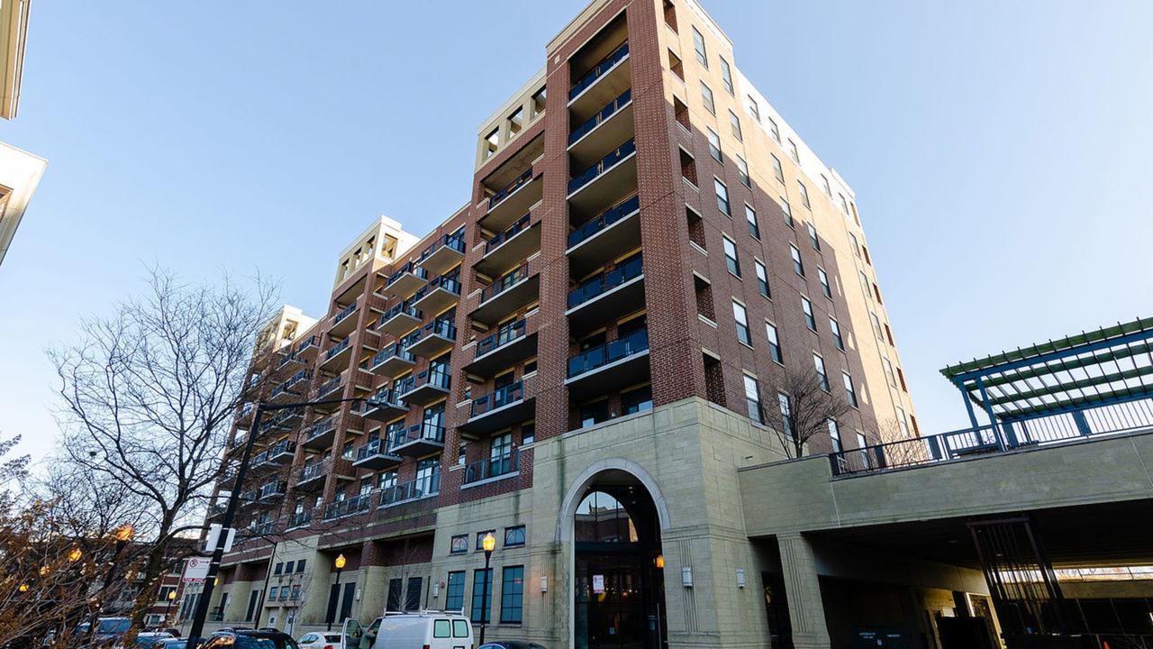 811 W 15th Pl. #701, Chicago, IL 60608