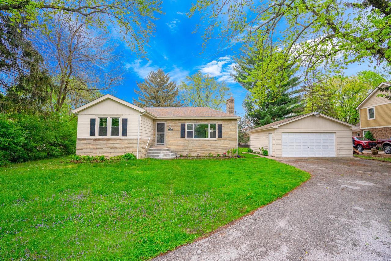 12801 S Monitor Ave., Palos Heights, IL 60463