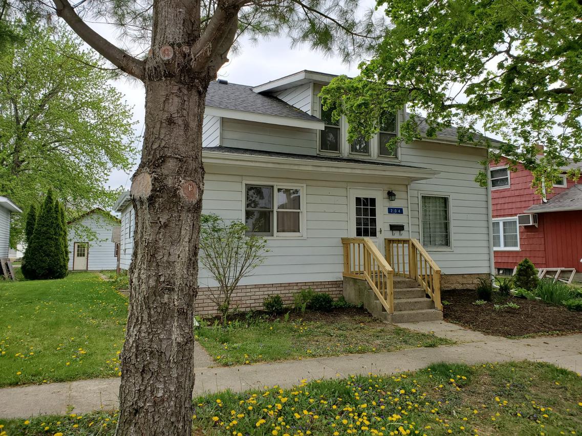204 S Jackson Ave., Polo, IL 61064