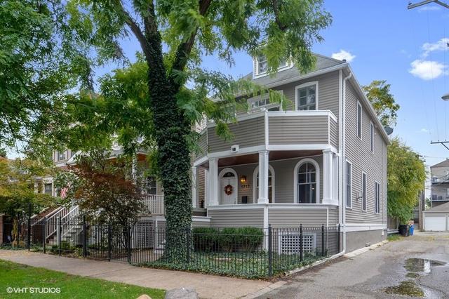 1943 W Wolfram St., Chicago, IL 60657