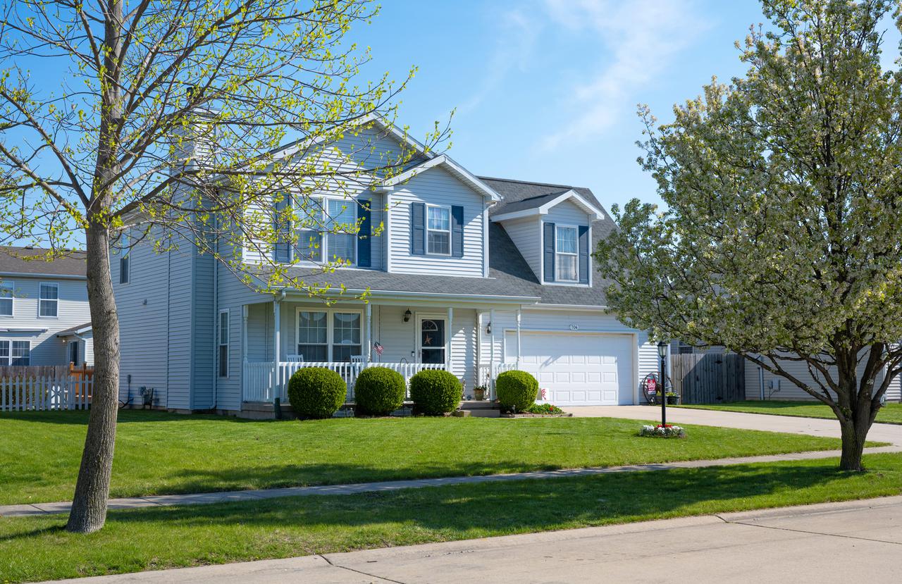 704 Wingstem Dr., St. Joseph, IL 61873