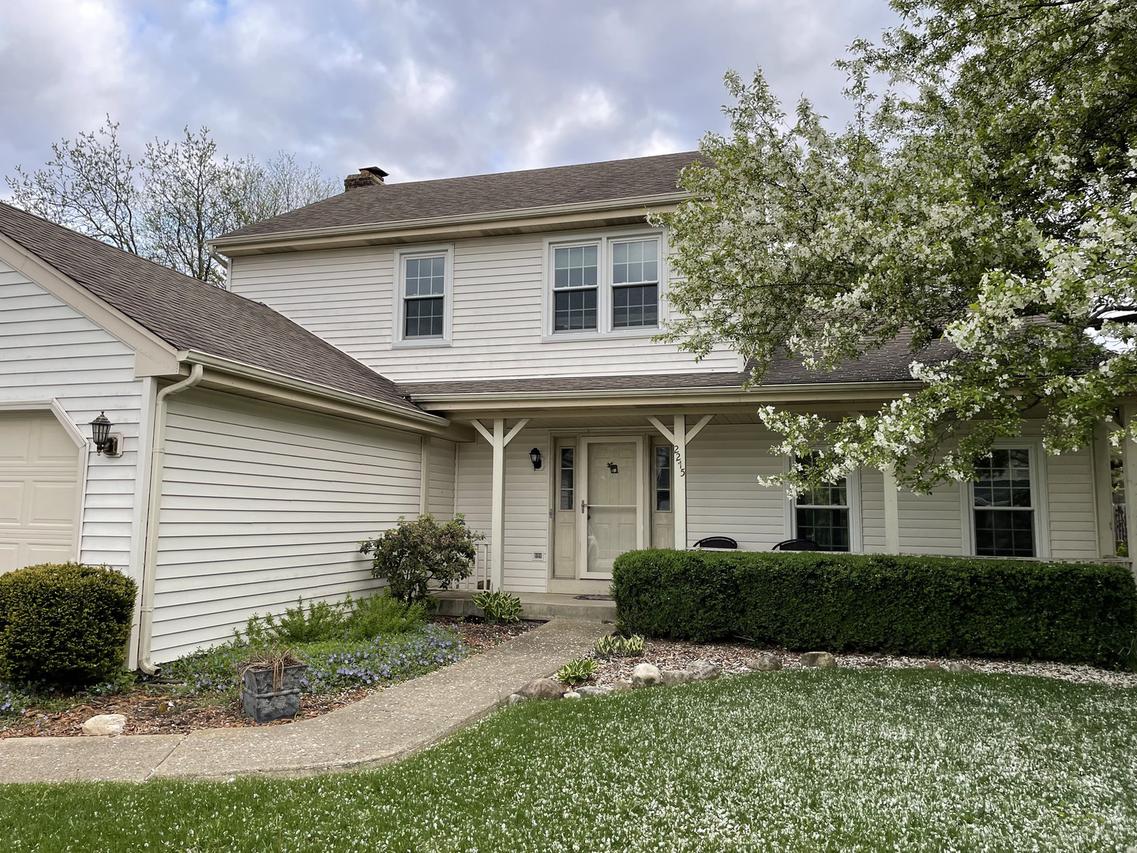 2215 Fairfax Rd., St. Charles, IL 60174