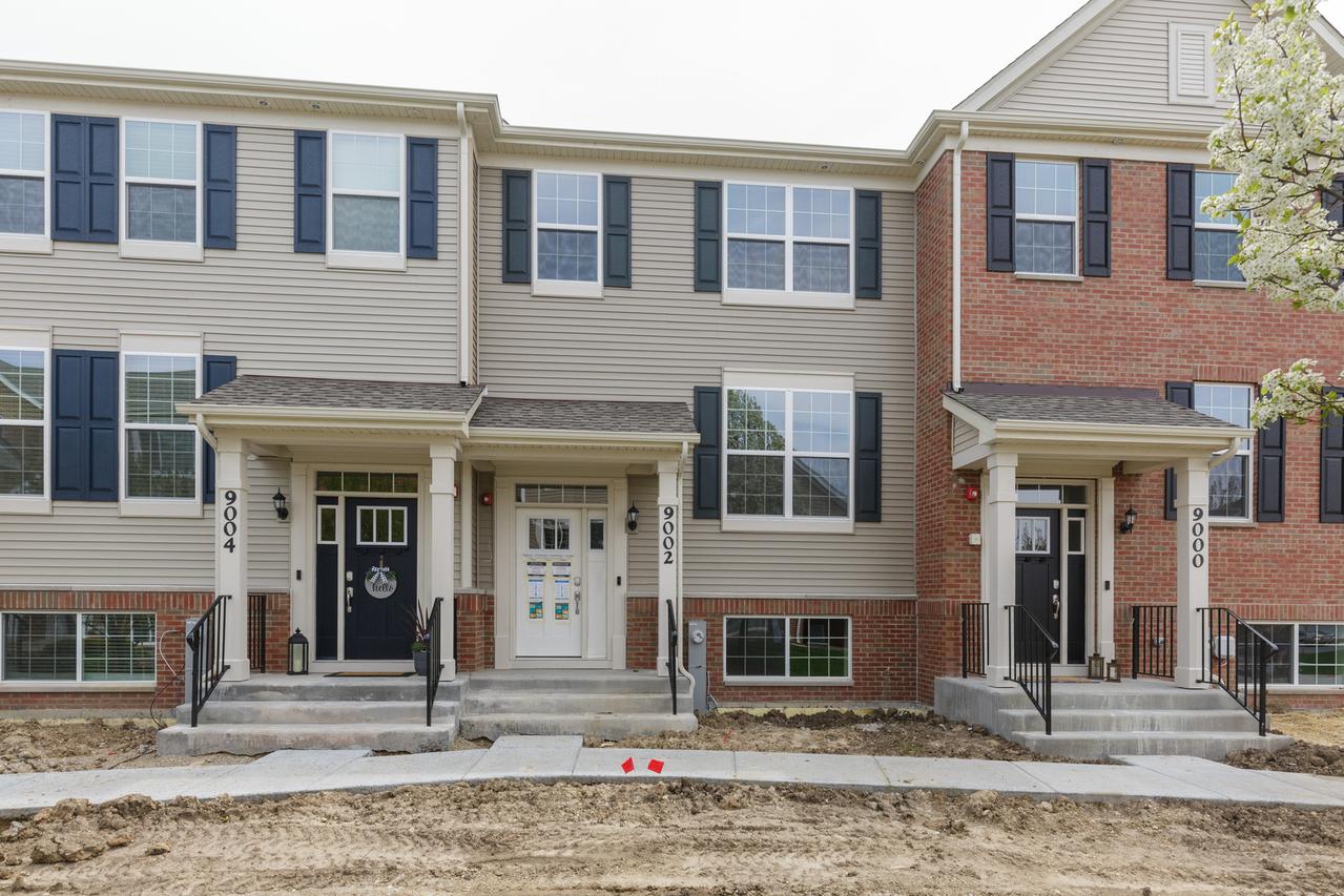 8976 Dolby St., Huntley, IL 60142
