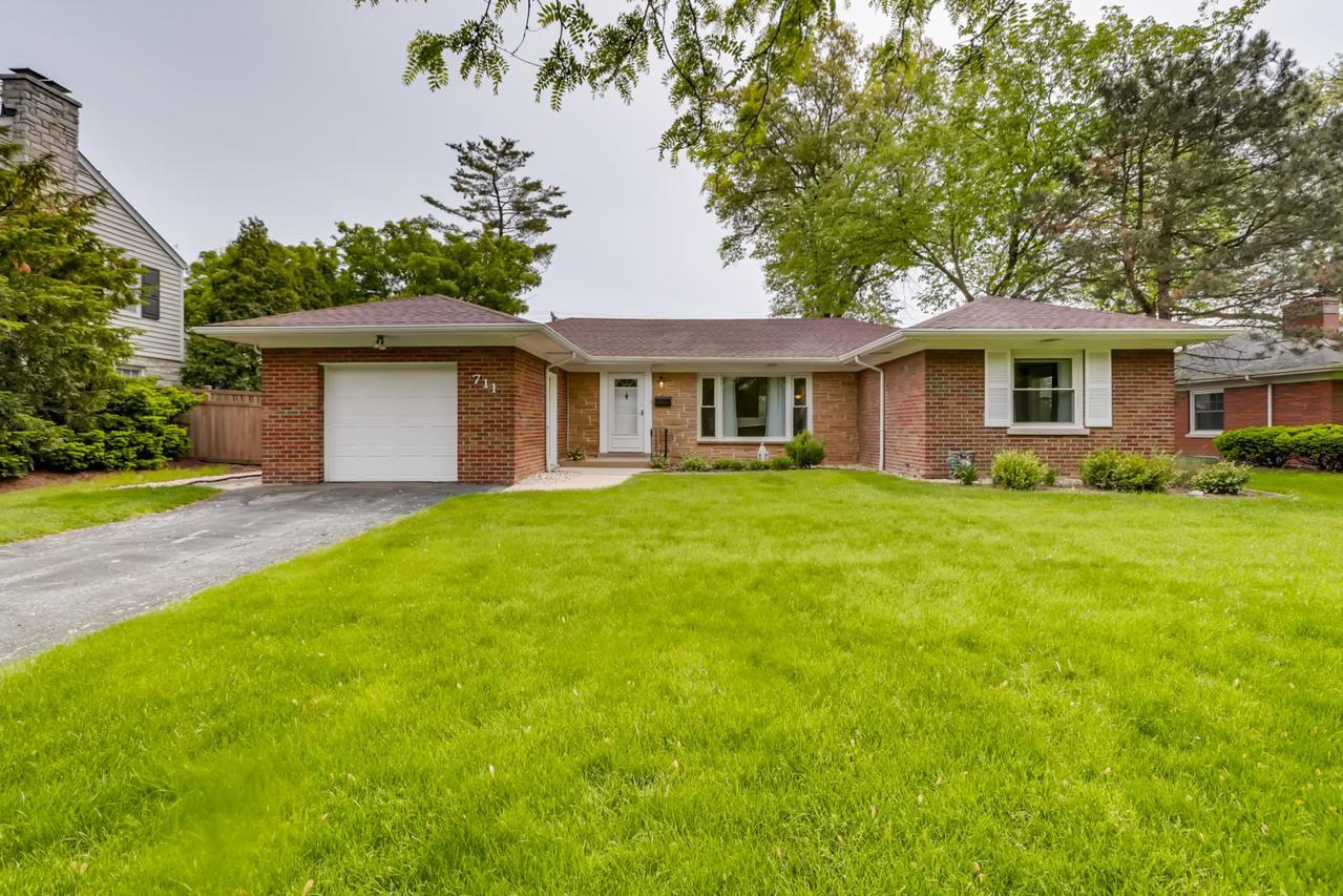 711 S Brainard Ave., La Grange, IL 60525