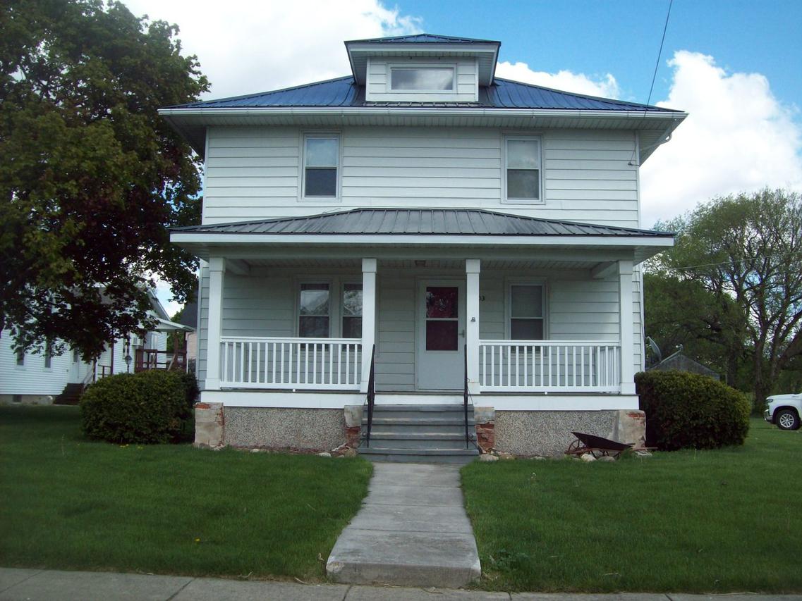 203 S Main St., Ohio, IL 61349